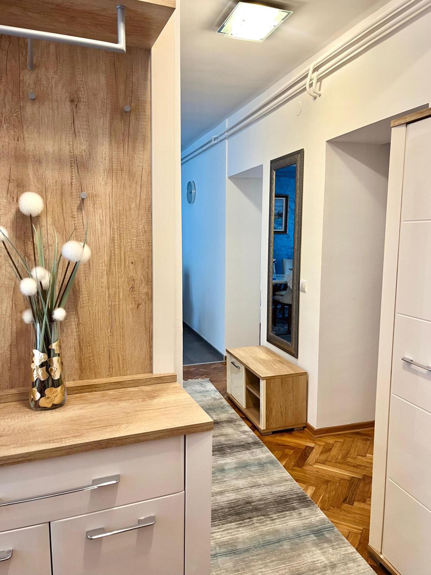 Apartmán Lumo Ni Exteriér fotografie