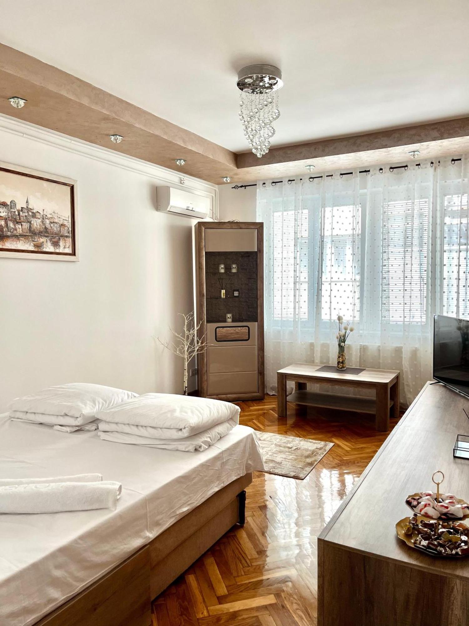 Apartmán Lumo Ni Exteriér fotografie